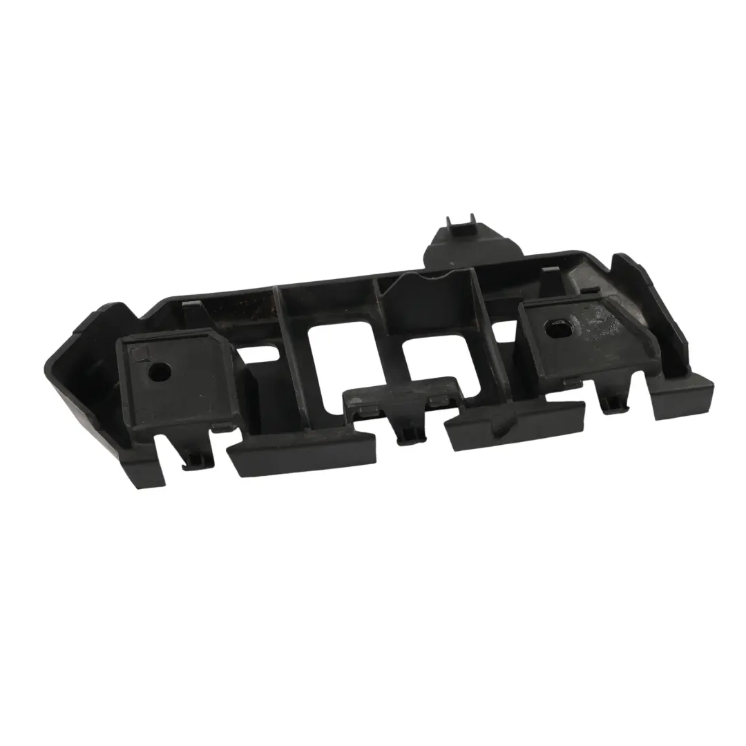 Soporte Guía Paragolpes Trasero Derecho para Porsche Cayenne 92A con número de pieza 7P5807484 Porsche Cayenne 92A Soporte Guía Paragolpes Trasero Derecho - SKU 7P5807484 - Número de pieza 7P5807484