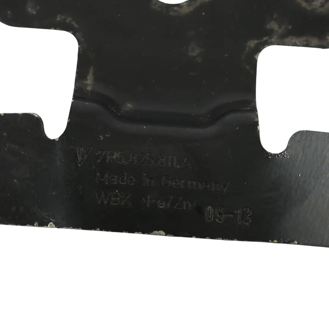 Porsche Cayenne S 92A Soporte Protección Cardán - SKU 7P5825811A - Número de pieza 7P5825811A