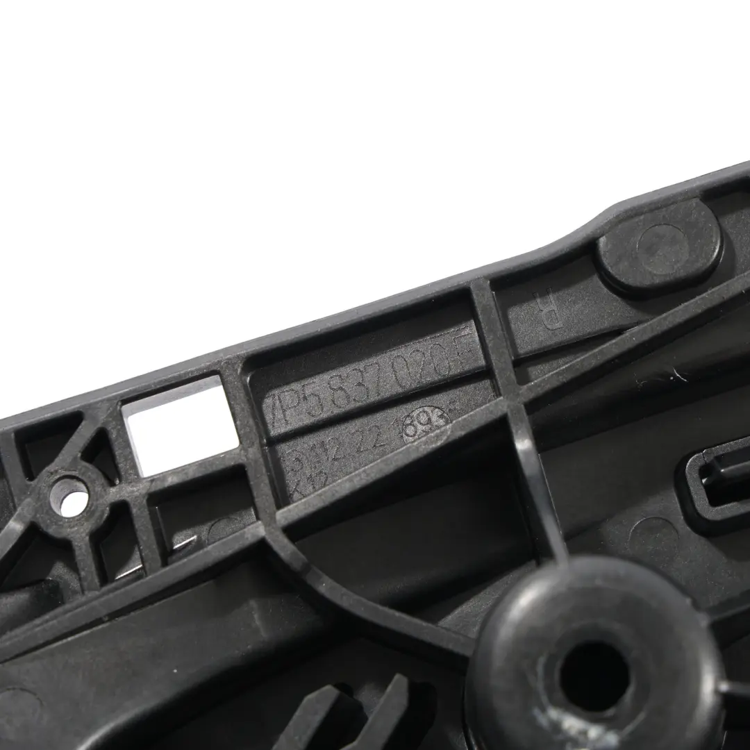 Porsche Cayenne 958 MK2 Innen Türgriff Hinten Rechts - SKU 7P5837020F - Teilenummer 7P5837020F