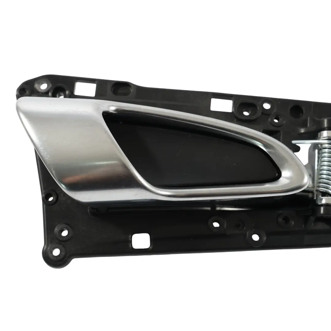 958 MK2 Innen Türgriff Hinten Rechts für Porsche Cayenne mit Teilenummer 7P5837020F Porsche Cayenne 958 MK2 Innen Türgriff Hinten Rechts - SKU 7P5837020F - Teilenummer 7P5837020F