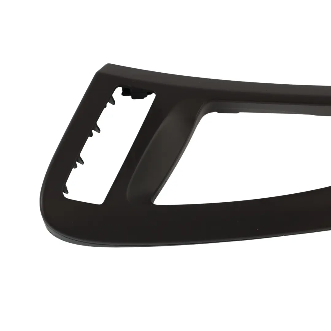 Garniture Poignée Porte Avant Gauche pour Porsche Cayenne 92A à propos du numéro de pièce 7P5837247A Porsche Cayenne 92A Garniture Poignée Porte Avant Gauche - SKU 7P5837247A - Numéro de pièce 7P5837247A