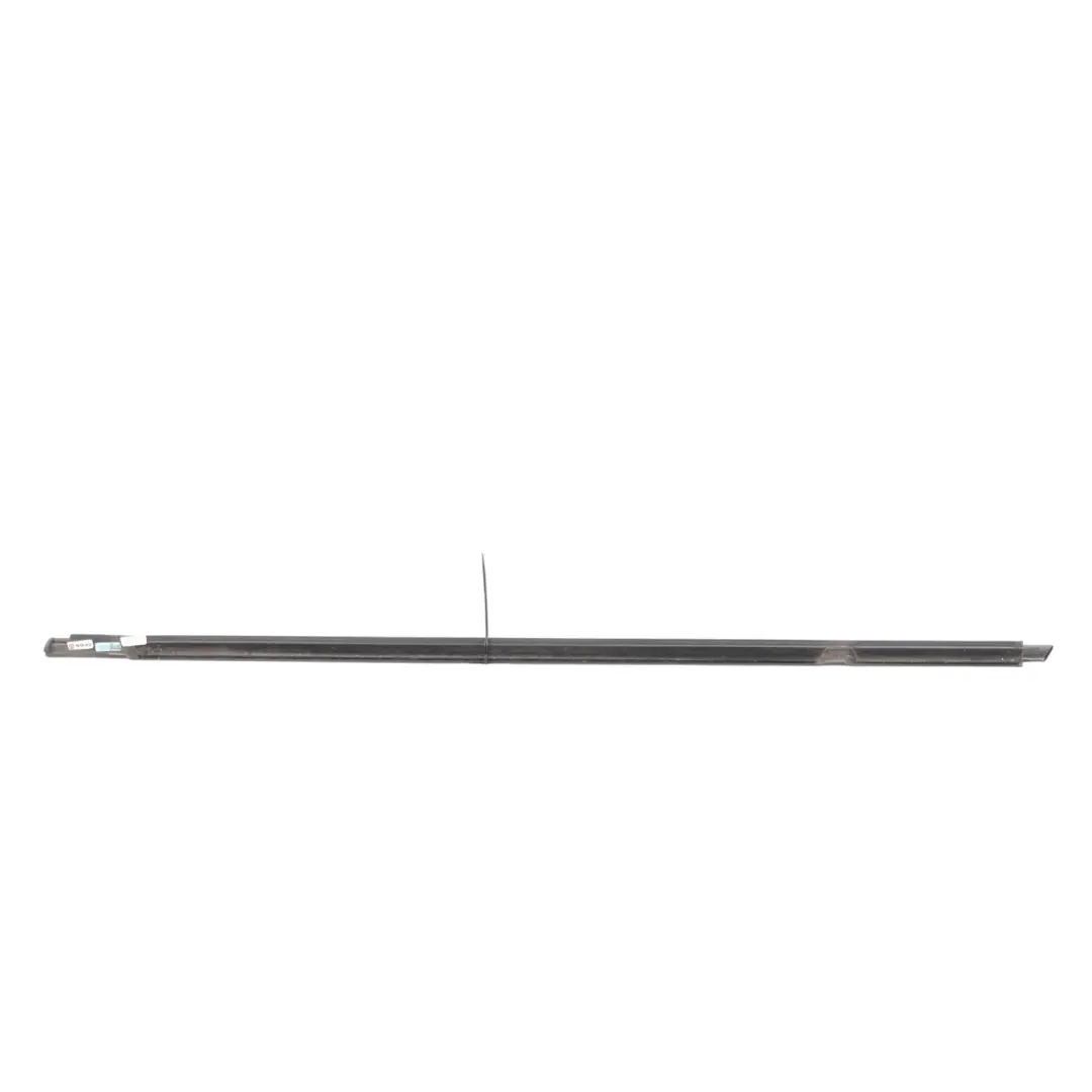 Porsche Cayenne 92A Baguette Garniture Vitre Porte Avant Droit - SKU 7P5837476G-JBL - Numéro de pièce 7P5837476G