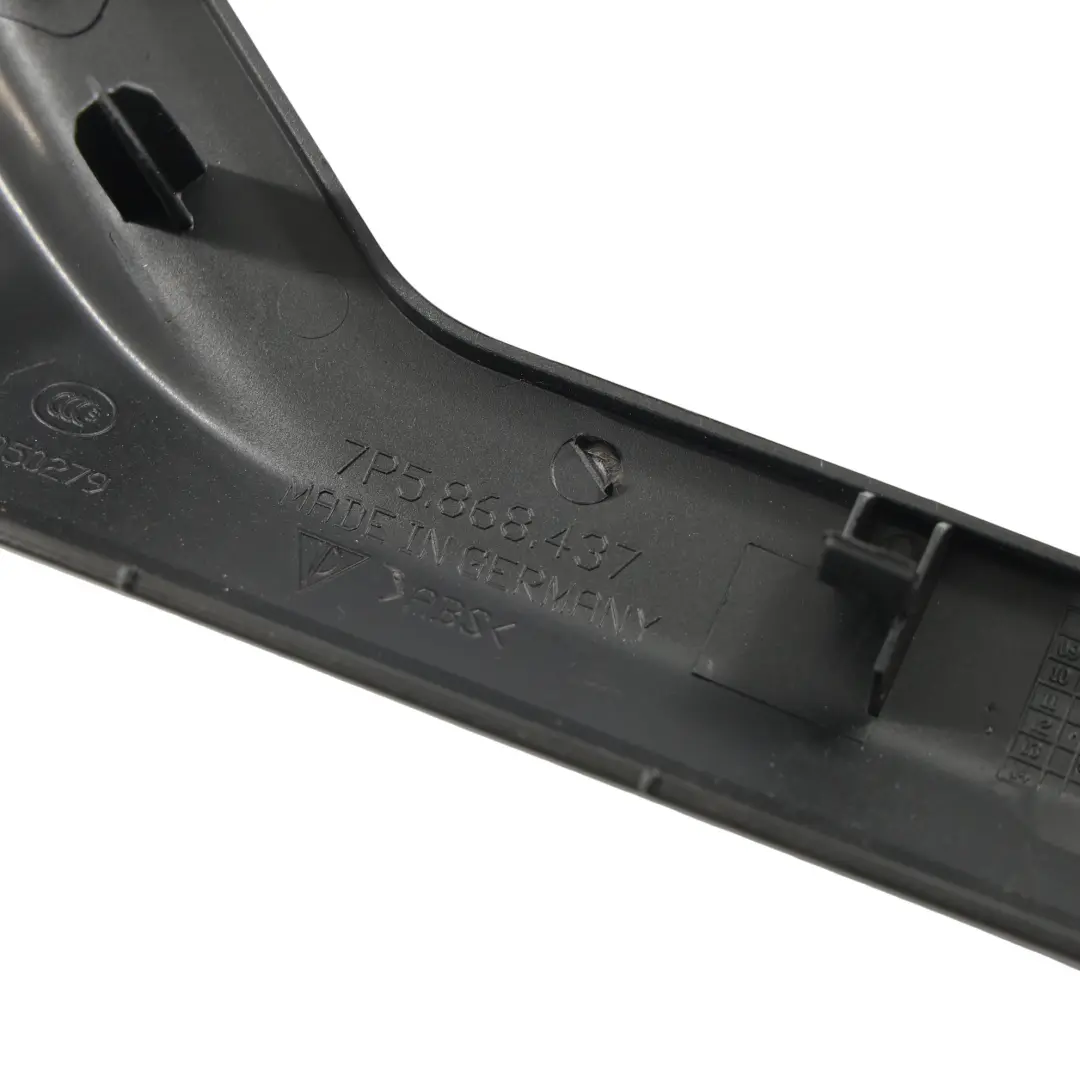 Porsche Cayenne 958 Manija Puerta Delantera Interior Lado Pasajero - SKU 7P5868437 - Número de pieza 7P5868437