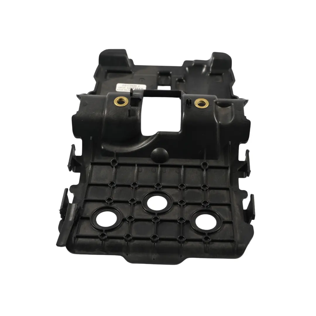 Porsche Cayenne 92A Support Fixation Bloc Direction Inférieur - SKU 7P5880515A - Numéro de pièce 7P5880515A