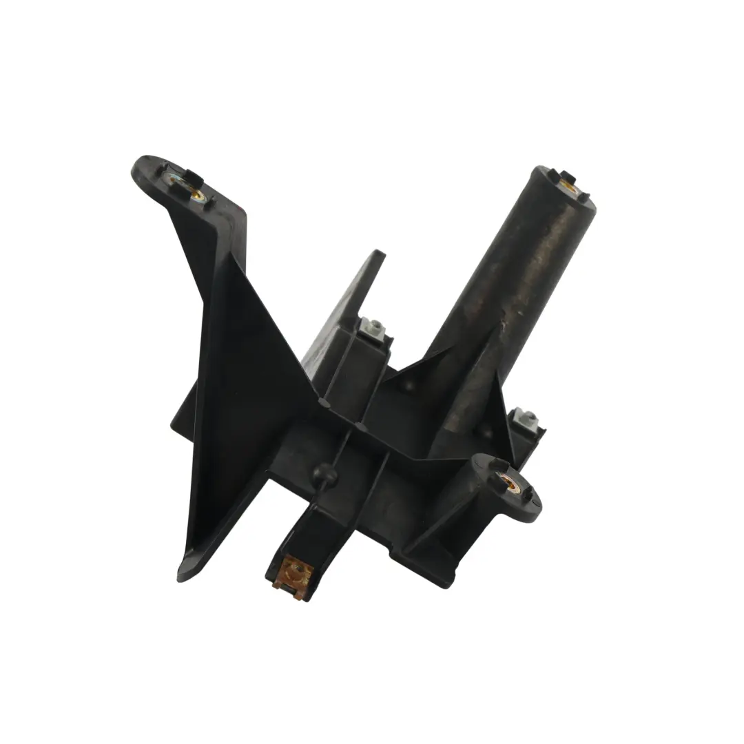Bumper Bracket Mount Support Right O/S to Porsche Cayenne 92A Rear with Part number 7P5907456C Porsche Cayenne 92A Rear Bumper Bracket Mount Support Right O/S - SKU 7P5907456C - Part number 7P5907456C