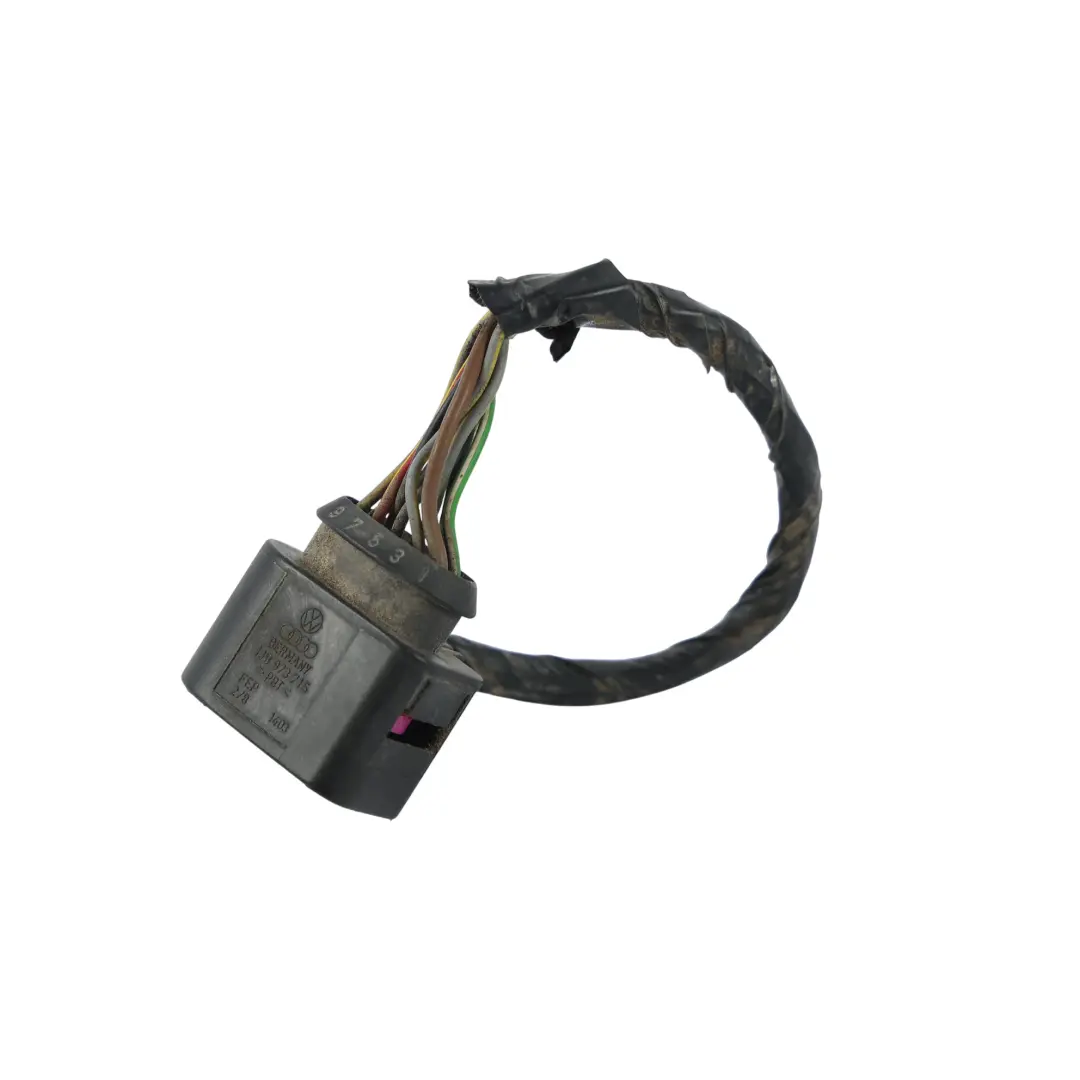 958 Rear Tail Light Lamp Wiring Harness Left N/S to Porsche Cayenne 92A with Part number 7P5945095F Porsche Cayenne 92A 958 Rear Tail Light Lamp Wiring Harness Left N/S - SKU 7P5945095F-2 - Part number 7P5945095F