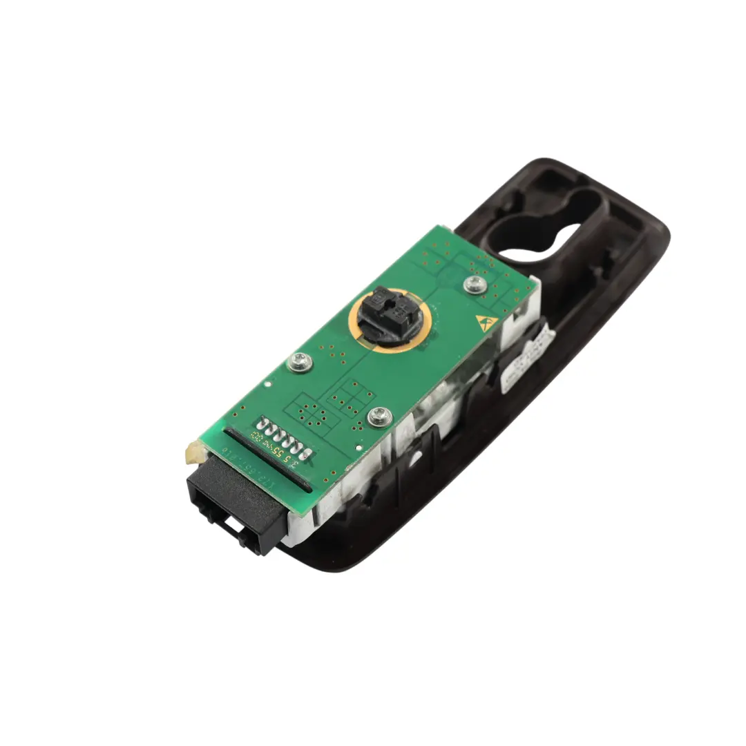 Luz Interior Trasera Lectura Marrón Izquierda para Porsche Cayenne 92A con número de pieza 7P5947291B Porsche Cayenne 92A Luz Interior Trasera Lectura Marrón Izquierda - SKU 7P5947291B - Número de pieza 7P5947291B