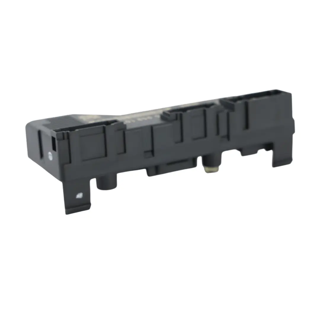 Modulo Controllo Portellone Elettrico per Porsche Cayenne Turbo 92a con numero di parte 7P5959107B Porsche Cayenne Turbo 92a Modulo Controllo Portellone Elettrico - SKU 7P5959107B - Numero di parte 7P5959107B