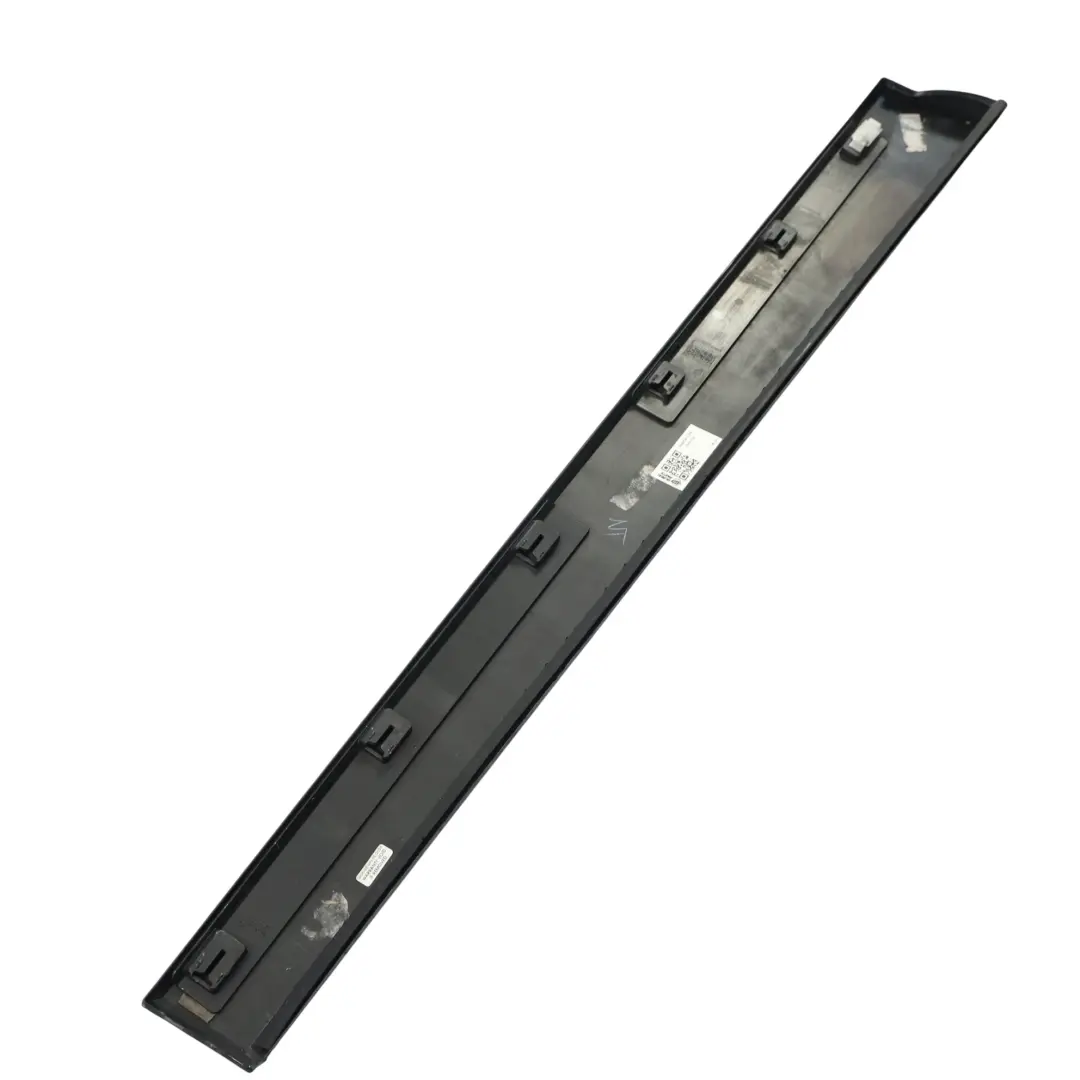 Listwa Drzwi M Sport Przednia Prawa Carbonschwarz 416 do BMW X3 F25 X4 F26 o numerze 8048154 BMW X3 F25 X4 F26 Listwa Drzwi M Sport Przednia Prawa Carbonschwarz 416 - SKU 8048154-CAR - Numer Części 8048154