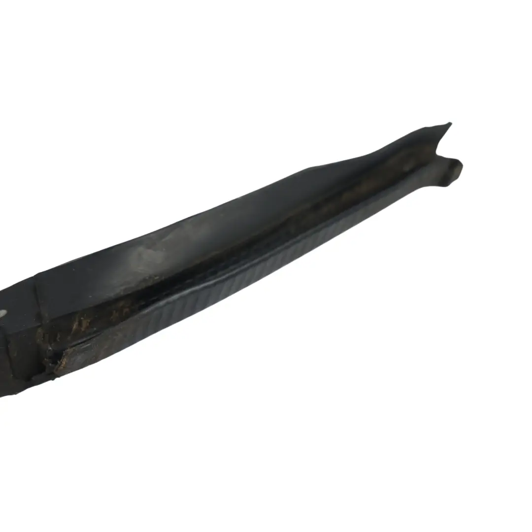 Guarnizione Gomma Porta Posteriore Destra per Audi Q5 FY con numero di parte 80A839120B Audi Q5 FY Guarnizione Gomma Porta Posteriore Destra - SKU 80A839120B - Numero di parte 80A839120B