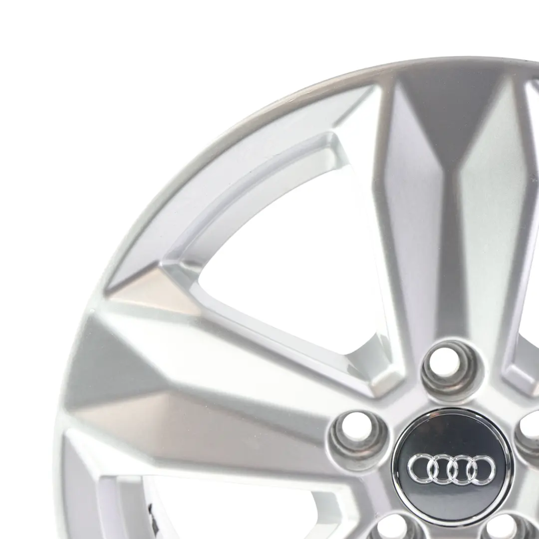 Alu Felge Silber 15" 6J ET:37 5/100 für Audi A1 GB mit Teilenummer 82A601025 Audi A1 GB Alu Felge Silber 15" 6J ET:37 5/100 - SKU 82A601025-3 - Teilenummer 82A601025