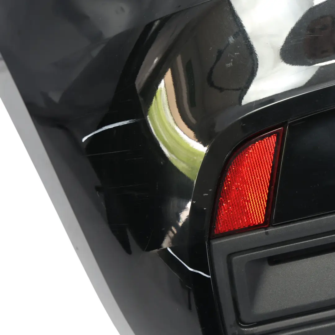 Zderzak Tylny Bez PDC Czarny Mythical Black Metallic - Y9T do Audi A1 GB o numerze 82A807067 Audi A1 GB Zderzak Tylny Bez PDC Czarny Mythical Black Metallic - Y9T - SKU 82A807067-MYB - Numer Części 82A807067