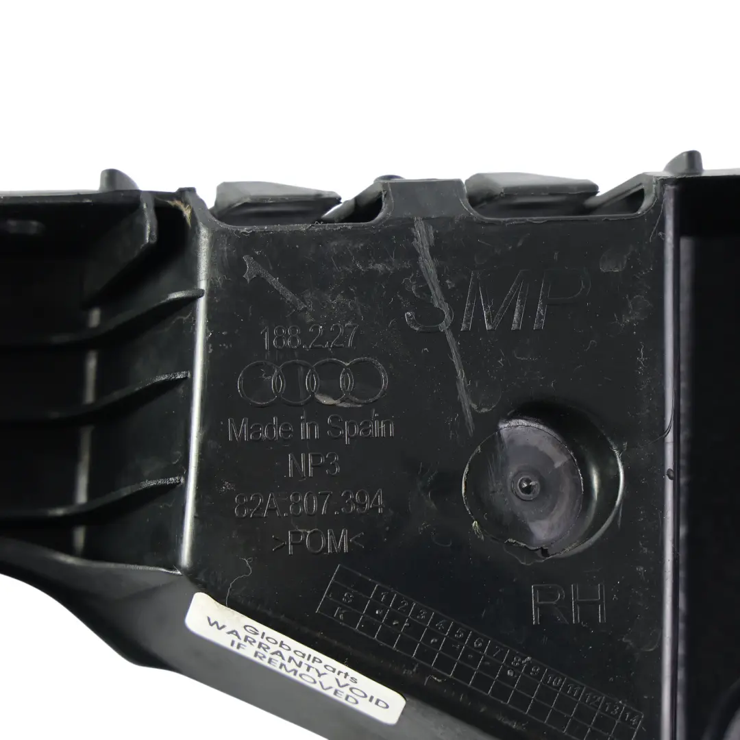 Support Fixation Pare-Chocs Arrière Droit pour Audi A1 GB à propos du numéro de pièce 82A807394 Audi A1 GB Support Fixation Pare-Chocs Arrière Droit - SKU 82A807394 - Numéro de pièce 82A807394