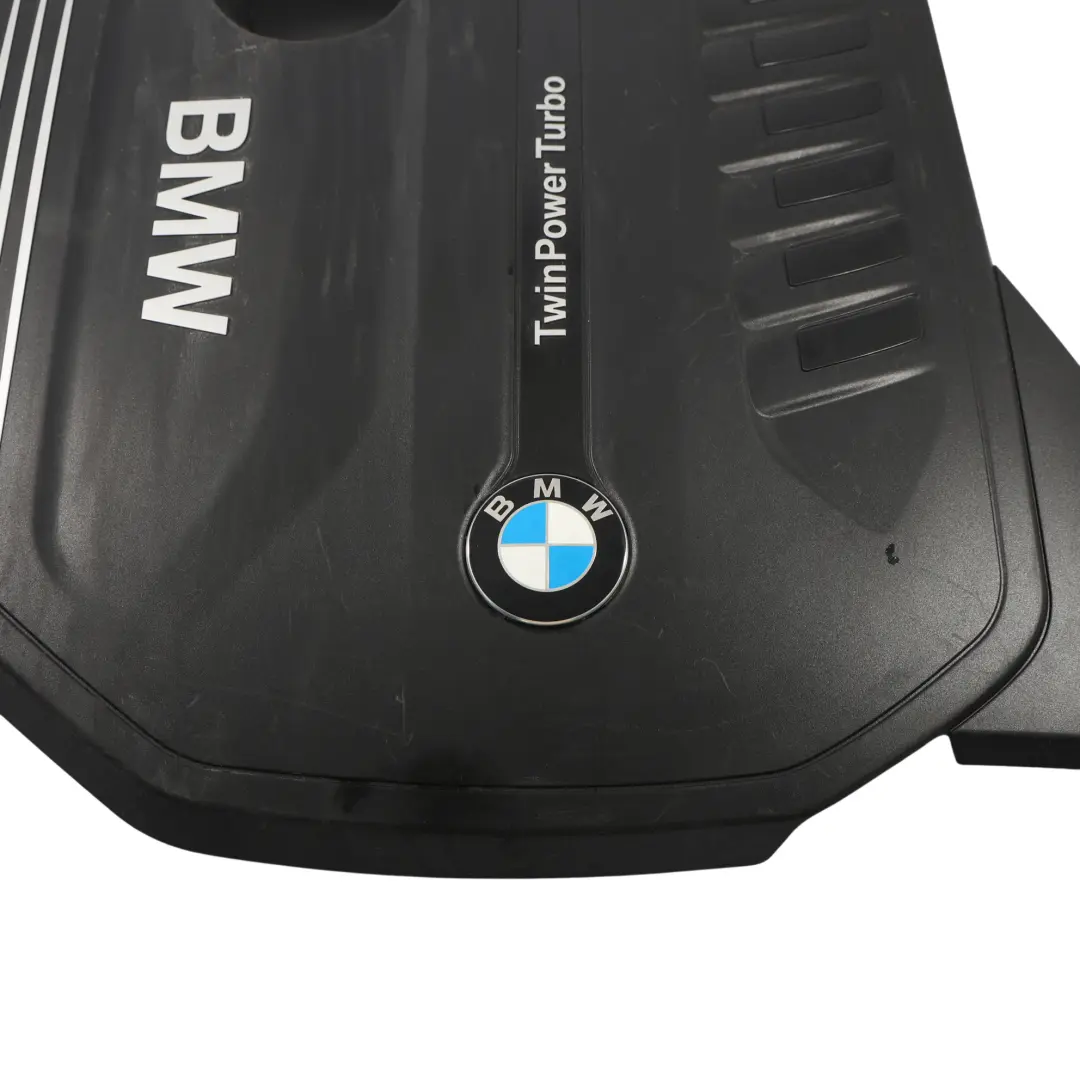 Tapa Motor Gasolina B58 para BMW F30 F31 F32 F33 F36 LCI G11 G12 con número de pieza 8616573 BMW F30 F31 F32 F33 F36 LCI G11 G12 Tapa Motor Gasolina B58 - SKU 8616573 - Número de pieza 8616573