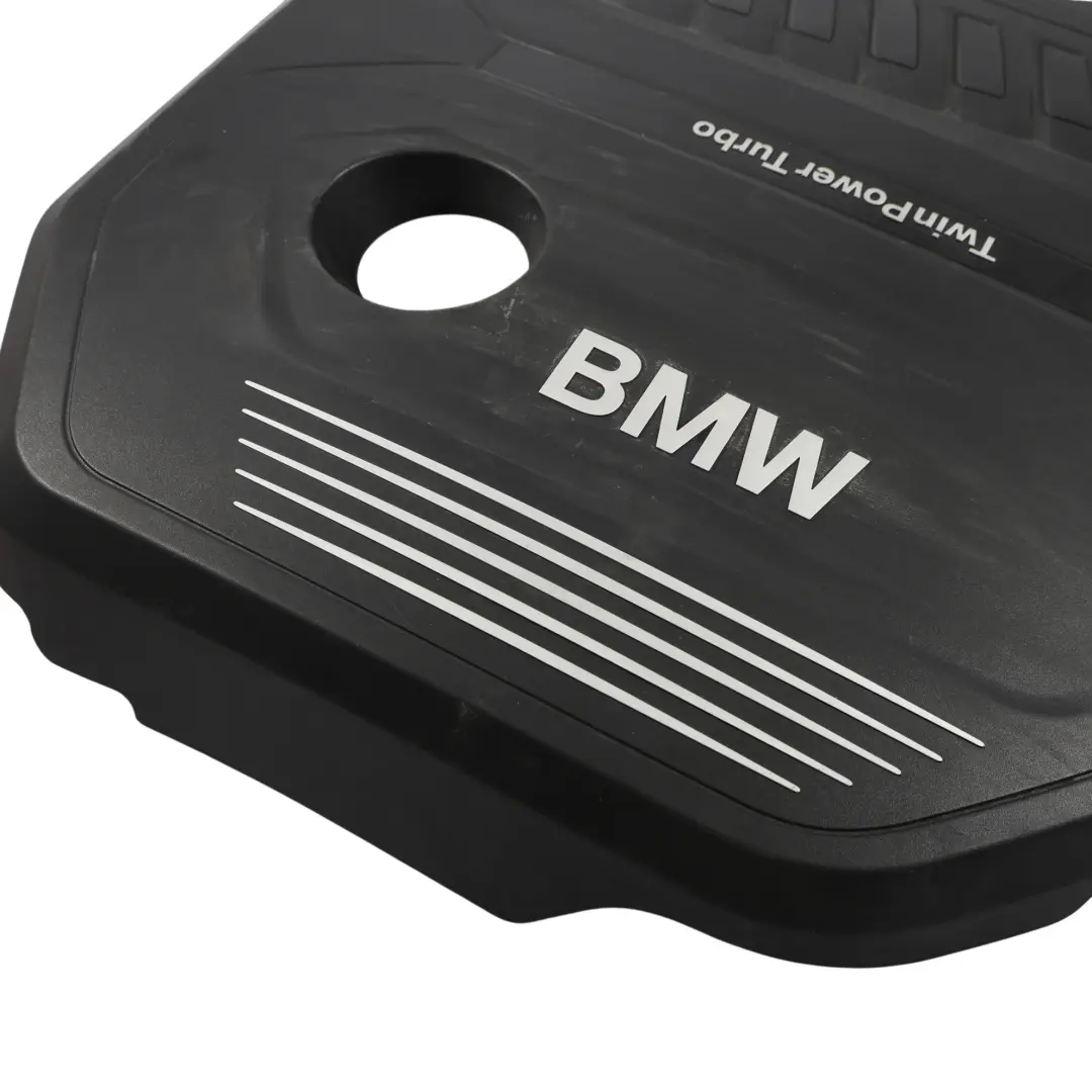Tapa Motor Gasolina B58 para BMW F30 F31 F32 F33 F36 LCI G11 G12 con número de pieza 8616573 BMW F30 F31 F32 F33 F36 LCI G11 G12 Tapa Motor Gasolina B58 - SKU 8616573 - Número de pieza 8616573