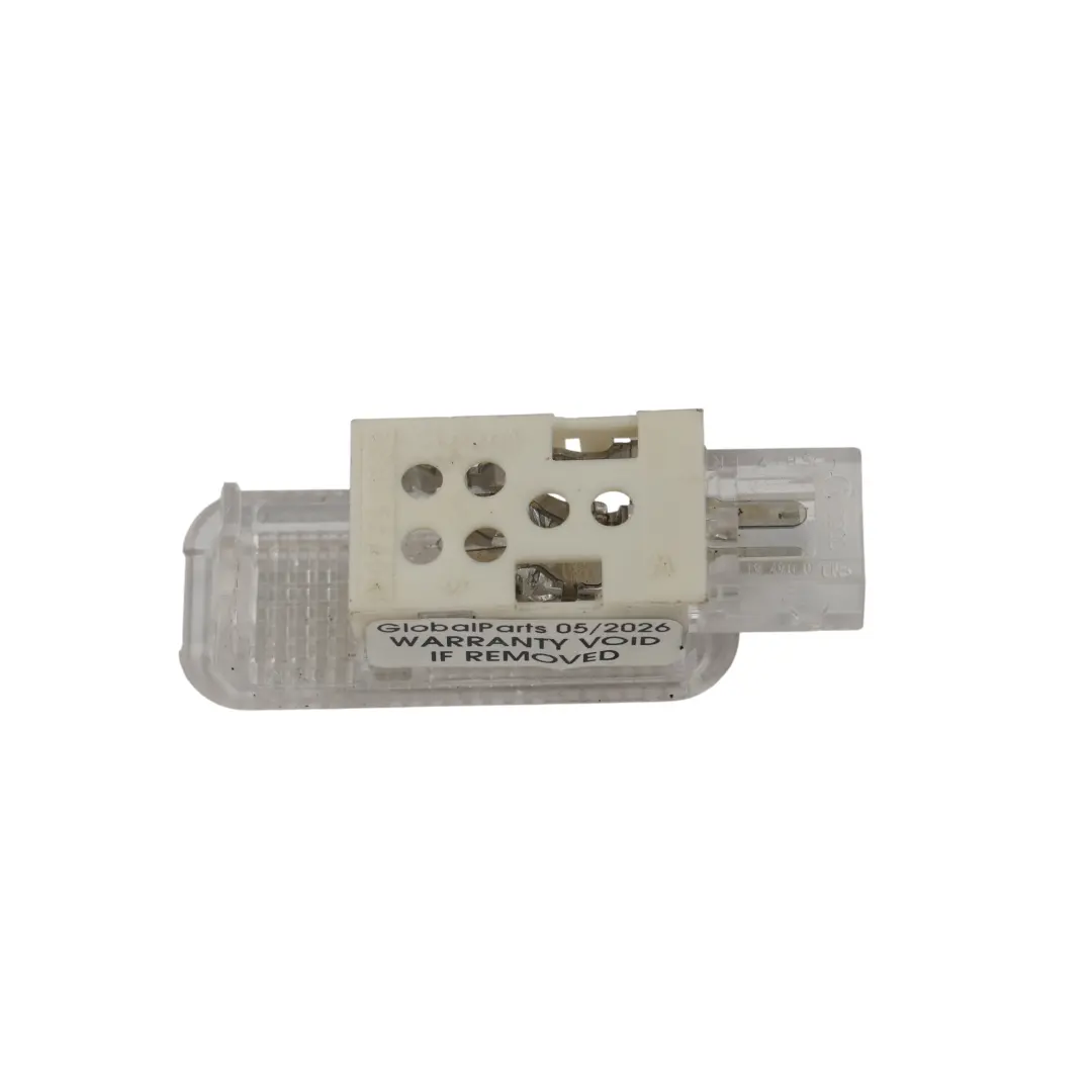 Audi A6 C6 Luz Cortesía Interior Reposapiés - SKU 8D0947415-1 - Número de pieza 8D0947415