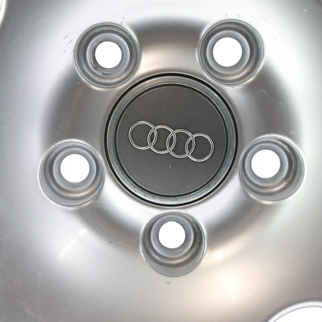 Rim Alloy Silver 18" 8J ET:43 to Audi A4 B7 Wheel with Part number 8E0601025AN Audi A4 B7 Wheel Rim Alloy Silver 18" 8J ET:43 - SKU 8E0601025AN-4 - Part number 8E0601025AN