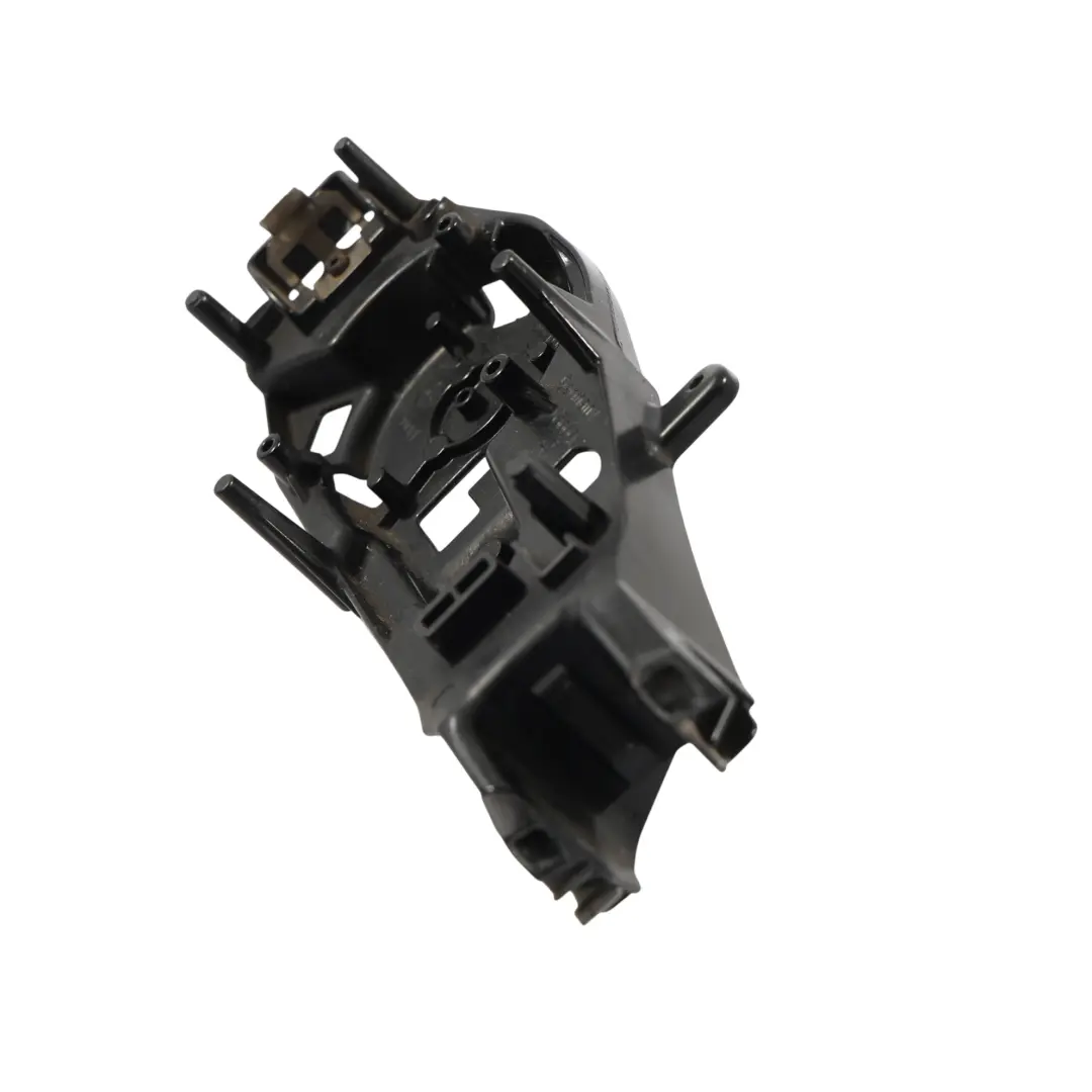 Staffa Montaggio Specchietto Pannello Sinistro per Audi RS4 B7 con numero di parte 8E0859411 Audi RS4 B7 Staffa Montaggio Specchietto Pannello Sinistro - SKU 8E0859411 - Numero di parte 8E0859411