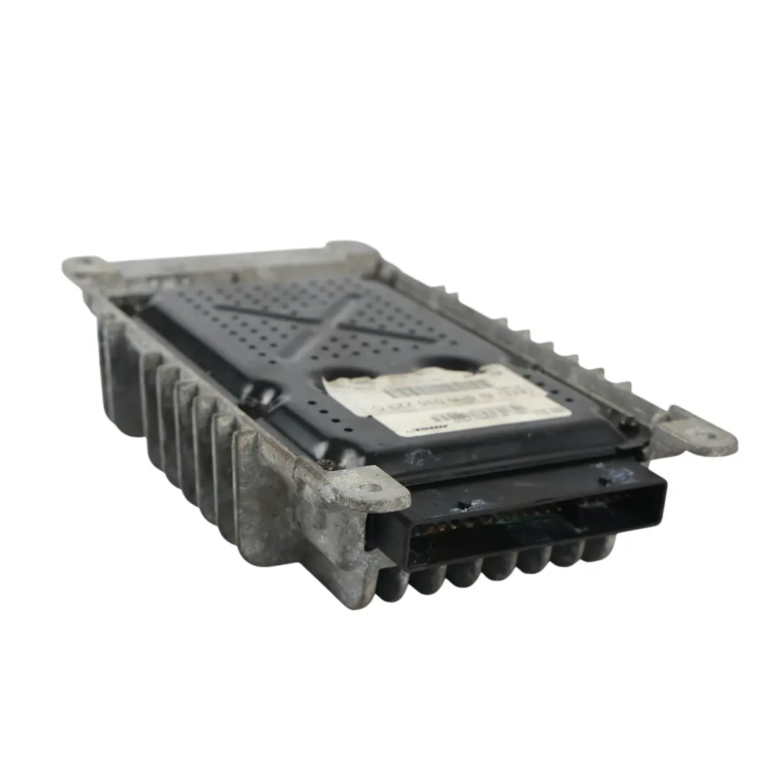 Amplificatore BOSE Premium Audio Sistema Modulo per Audi A4 B7 Cabrio con numero di parte 8H0035223C Audi A4 B7 Cabrio Amplificatore BOSE Premium Audio Sistema Modulo - SKU 8H0035223C - Numero di parte 8H0035223C