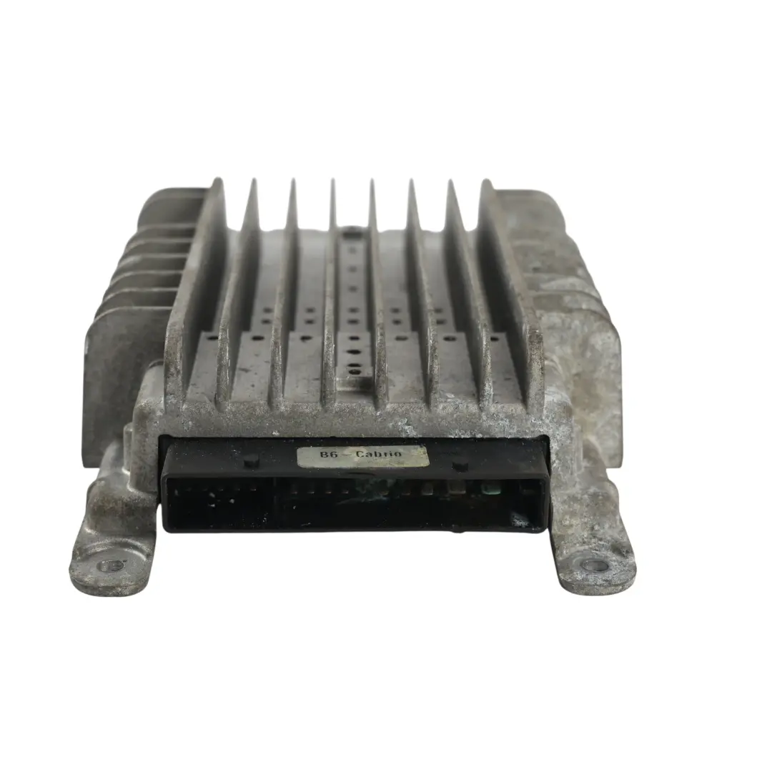 Wzmacniacz Audio BOSE Premium do Audi A4 B7 Cabrio o numerze 8H0035223C Audi A4 B7 Cabrio Wzmacniacz Audio BOSE Premium - SKU 8H0035223C - Numer Części 8H0035223C