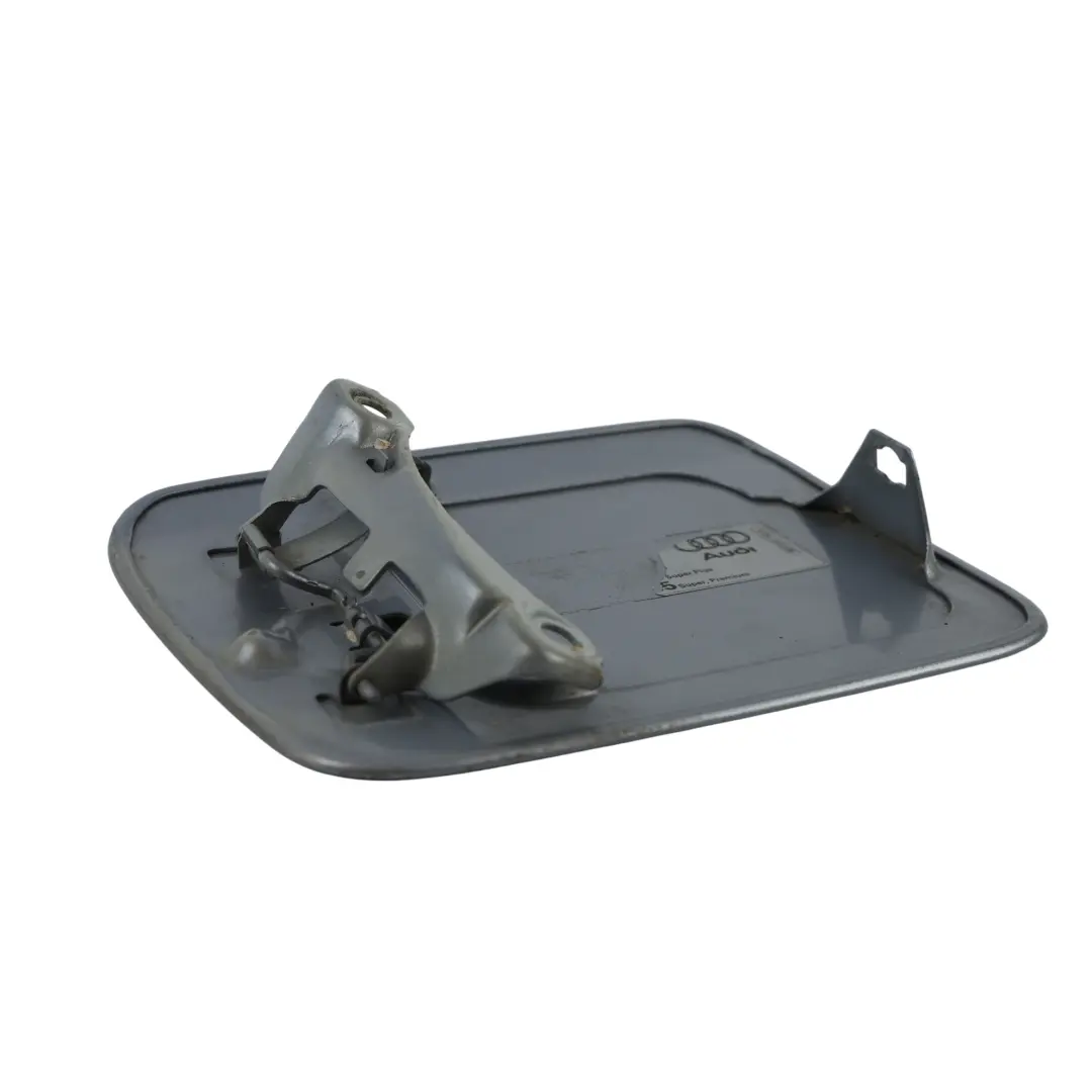 Tankdeckel Klappe Abdeckung Avus Silber Perleffekt Y7J für Audi A4 B7 Cabrio mit Teilenummer 8H0809905 Audi A4 B7 Cabrio Tankdeckel Klappe Abdeckung Avus Silber Perleffekt Y7J - SKU 8H0809905-AVS - Teilenummer 8H0809905