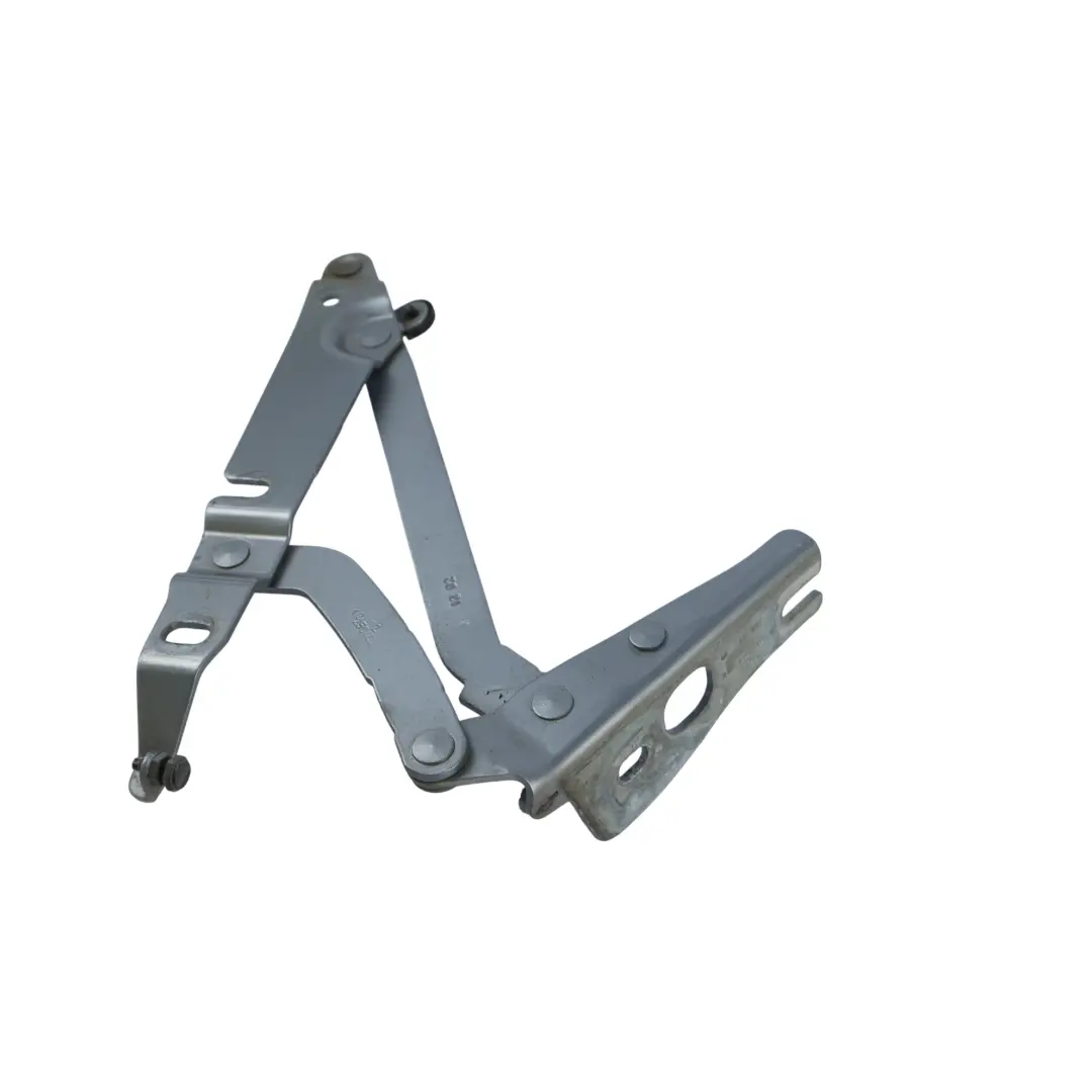Cerniera Posteriore Portellone Destro Argento Avus Y7J per Audi A4 B7 con numero di parte 8H0827302A Audi A4 B7 Cerniera Posteriore Portellone Destro Argento Avus Y7J - SKU 8H0827302A-AVS - Numero di parte 8H0827302A