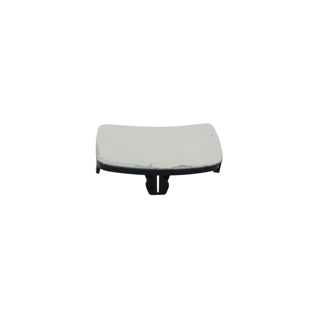 Cache Crochet Remorquage Arrière Blanc Ibis Y9C pour Audi TT RS 8J à propos du numéro de pièce 8J0807441A Audi TT RS 8J Cache Crochet Remorquage Arrière Blanc Ibis Y9C - SKU 8J0807441A-IWH - Numéro de pièce 8J0807441A