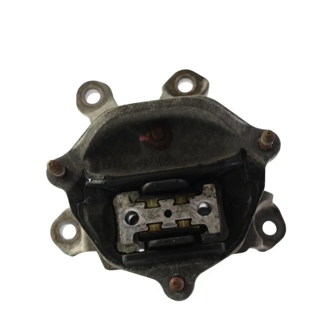 Wspornik Łapa Skrzyni Automatycznej 2.0 TDI do Audi A4 B8 A5 8T o numerze 8K0399151CN Audi A4 B8 A5 8T Wspornik Łapa Skrzyni Automatycznej 2.0 TDI - SKU 8K0399151CN - Numer Części 8K0399151CN