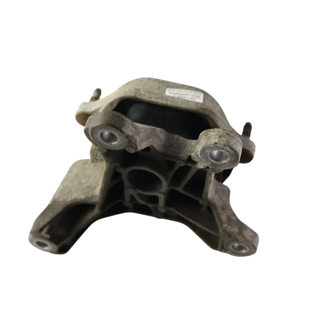 Wspornik Łapa Skrzyni Automatycznej 2.0 TDI do Audi A4 B8 A5 8T o numerze 8K0399151CN Audi A4 B8 A5 8T Wspornik Łapa Skrzyni Automatycznej 2.0 TDI - SKU 8K0399151CN - Numer Części 8K0399151CN