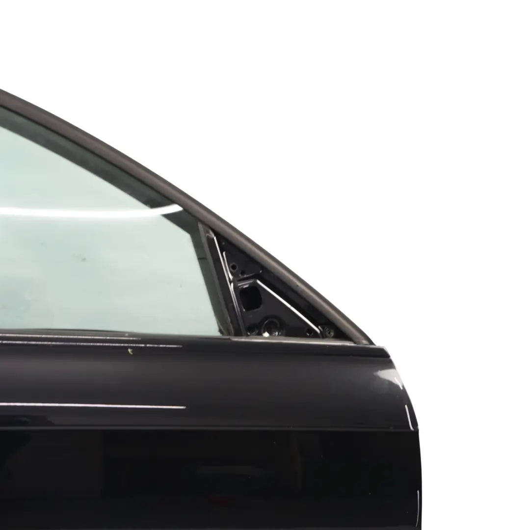 Droite Noir Phantom - Z9Y pour Audi A4 B8 Porte Avant à propos du numéro de pièce 8K0831052J Audi A4 B8 Porte Avant Droite Noir Phantom - Z9Y - SKU 8K0831052J-PHB - Numéro de pièce 8K0831052J