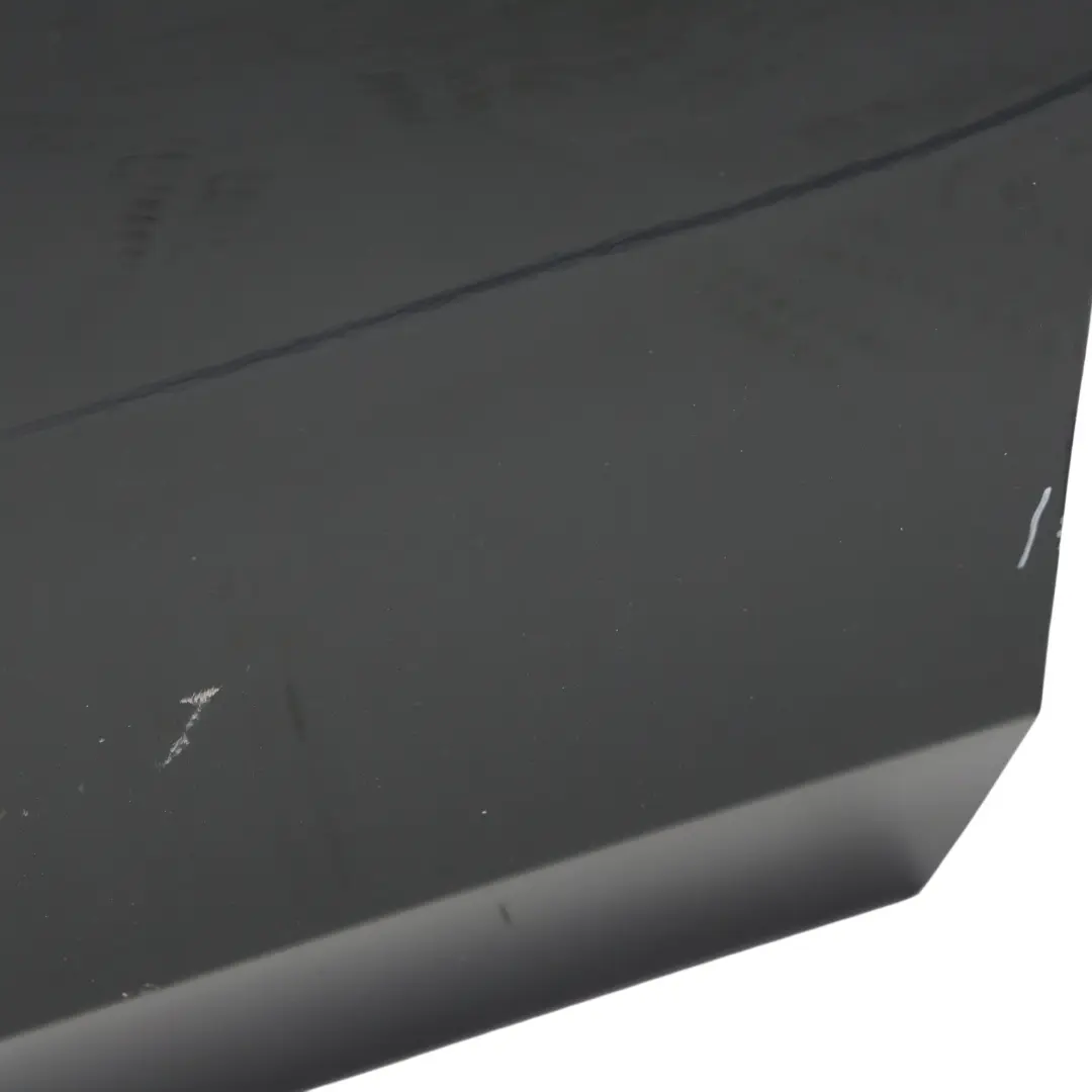 Puerta Delantera Derecha Negro Phantom - Z9Y para Audi A4 B8 con número de pieza 8K0831052J Audi A4 B8 Puerta Delantera Derecha Negro Phantom - Z9Y - SKU 8K0831052J-PHB - Número de pieza 8K0831052J
