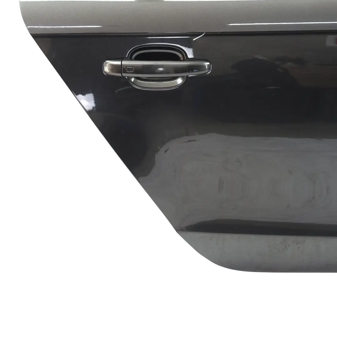 Porta Posteriore Destra Grigio Lava Effetto Perla - Z7L per Audi A4 A8 Limousine con numero di parte 8K5833052D Audi A4 A8 Limousine Porta Posteriore Destra Grigio Lava Effetto Perla - Z7L - SKU 8K5833052D-LAG - Numero di parte 8K5833052D