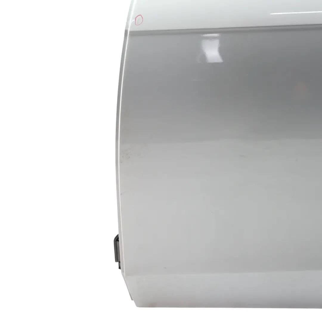 Puerta Trasera Izquierda Gris Tornado Metalizado X7P para Audi A4 B8 Avant con número de pieza 8K9833051D Audi A4 B8 Avant Puerta Trasera Izquierda Gris Tornado Metalizado X7P - SKU 8K9833051D-TOG - Número de pieza 8K9833051D
