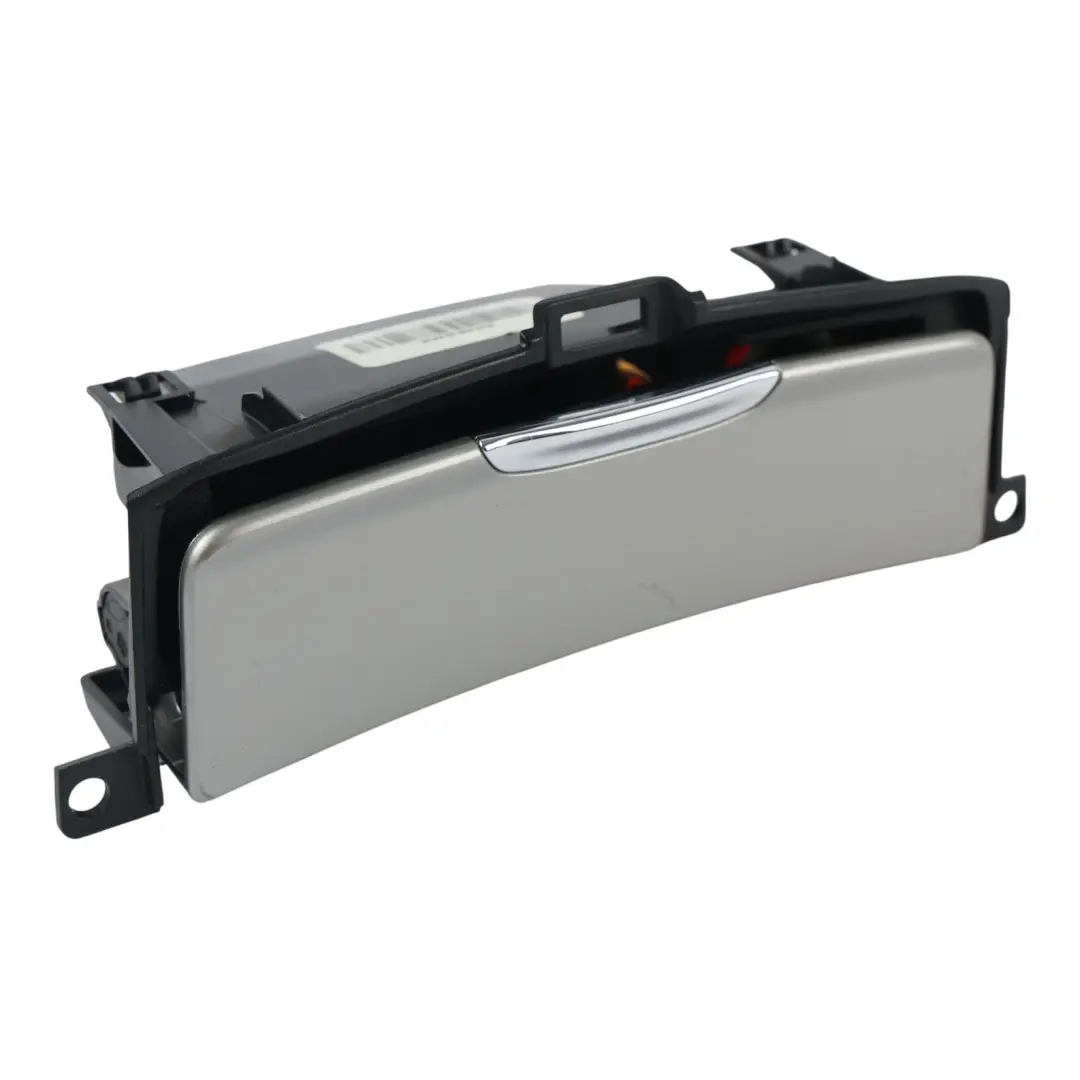 Ford Galaxy MK2 Pannello Portacenere Console Centrale Anteriore - SKU 8M21-U04788-AD - Numero di parte 8M21-U04788-AD