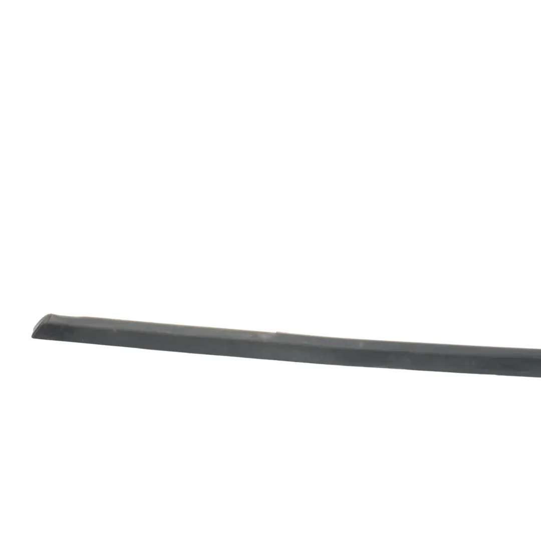 Audi A3 S3 8P Joint Cadre Guide Vitre Avant Gauche - SKU 8P3837477C - Numéro de pièce 8P3837477C