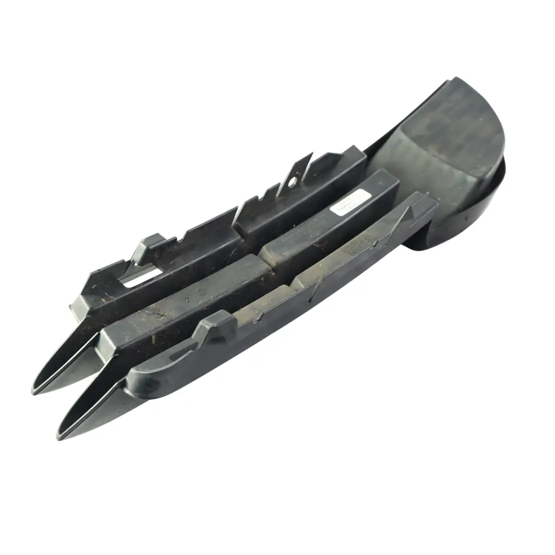 Audi A3 8P Grille Guide Entrée Air Pare-Chocs Avant Droit 2004-2008 - SKU 8P4807682A - Numéro de pièce 8P4807682A