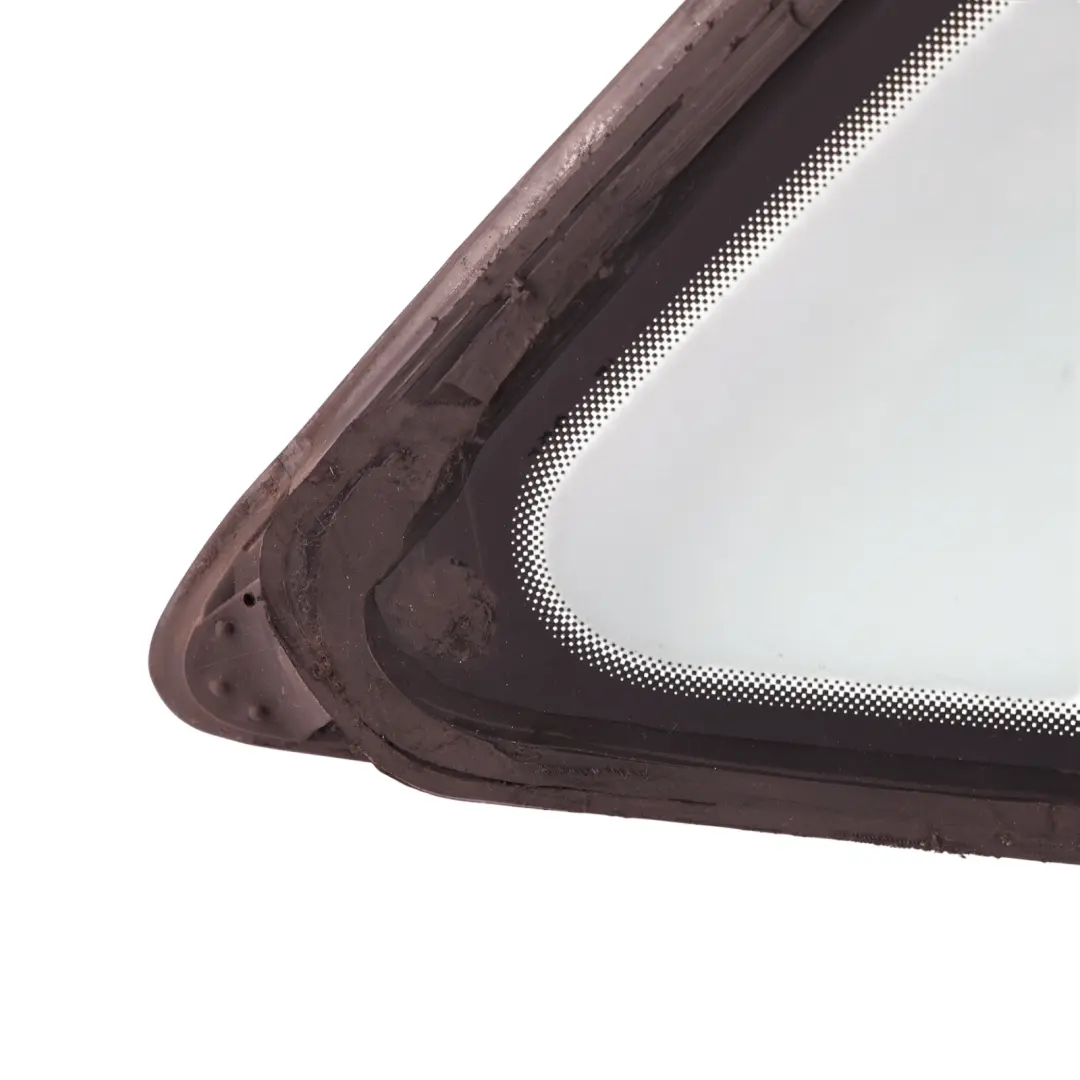 Cristal Ventanilla Fija Triangular Trasera Izquierda para Audi Q5 8R con número de pieza 8R0845299P Audi Q5 8R Cristal Ventanilla Fija Triangular Trasera Izquierda - SKU 8R0845299P - Número de pieza 8R0845299P