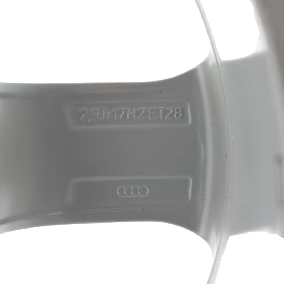 Jante En Alliage Léger Argenté 17" 7,5J ET:28 pour Audi A5 8T à propos du numéro de pièce 8T0601025BQ Audi A5 8T Jante En Alliage Léger Argenté 17" 7,5J ET:28 - SKU 8T0601025BQ-1 - Numéro de pièce 8T0601025BQ
