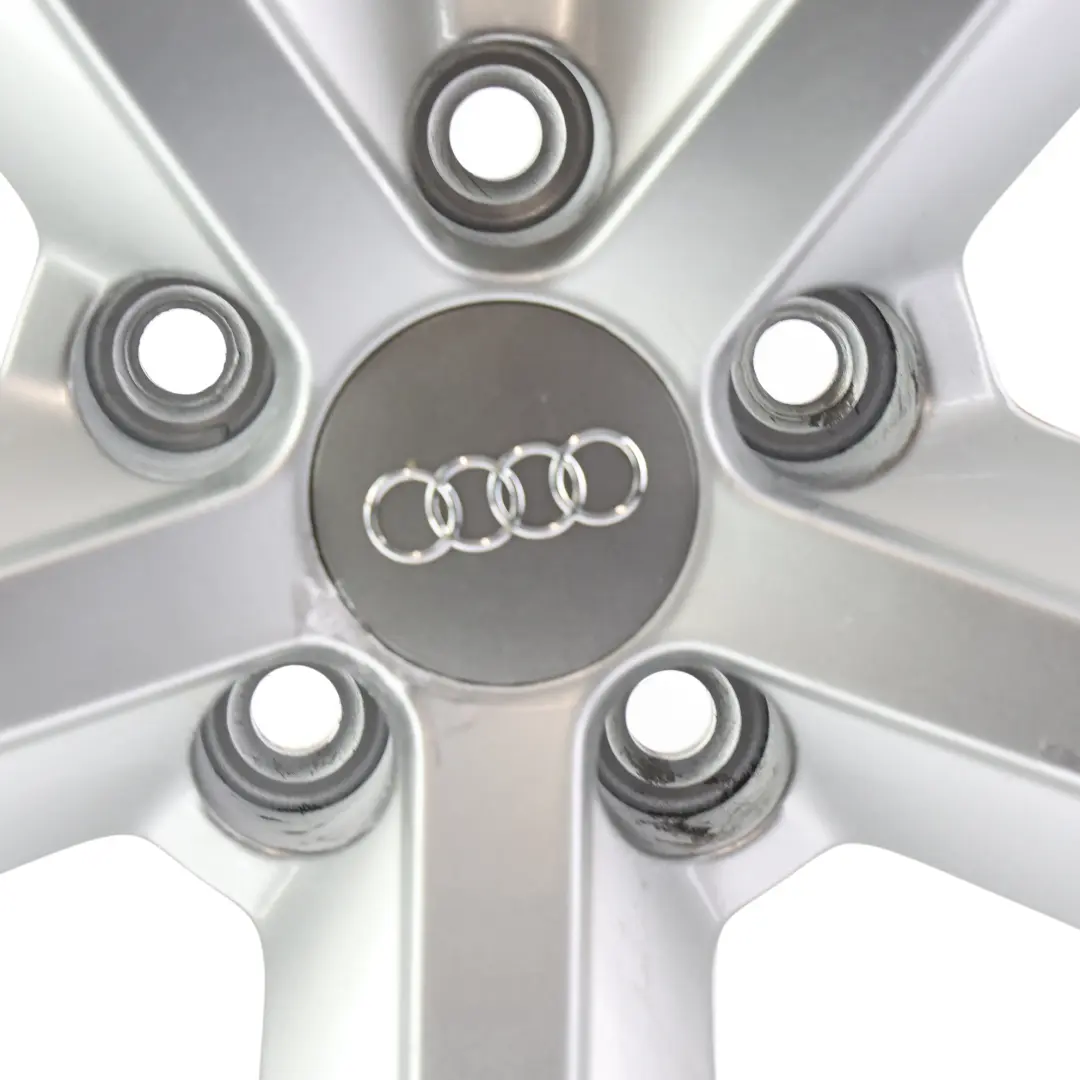 Audi A5 8T Jante Alliage Argent 18" 8.5J ET:29 Rayons Étoile - SKU 8T0601025CG-3 - Numéro de pièce 8T0601025CG