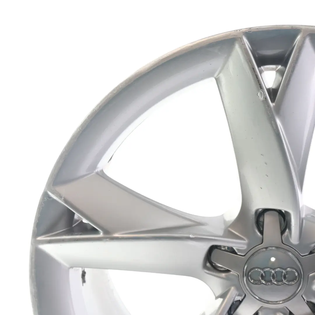 Jante argentée en alliage 19" 8.5J ET:32 Star Spoke pour Audi A5 8T à propos du numéro de pièce 8T0601025F Audi A5 8T Jante argentée en alliage 19" 8.5J ET:32 Star Spoke - SKU 8T0601025F-2 - Numéro de pièce 8T0601025F