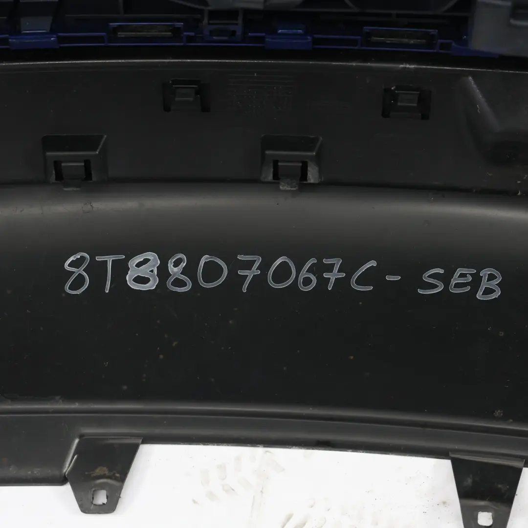 Sportback Zderzak Tylny Tył Niebieski Perłowy Sepang Y5Q do Audi A5 8T o numerze 8T8807067C Audi A5 8T Sportback Zderzak Tylny Tył Niebieski Perłowy Sepang Y5Q - SKU 8T8807067C-SEB - Numer Części 8T8807067C
