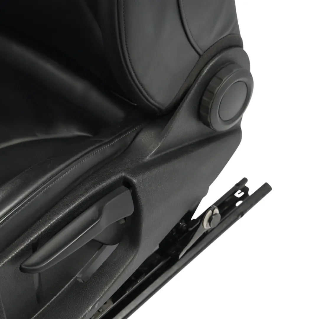 Sportback Vorne Sport Sitz Links Beheizt Leder Schwarz für Audi A5 8T mit Teilenummer 8T8881805S Audi A5 8T Sportback Vorne Sport Sitz Links Beheizt Leder Schwarz - SKU 8T8881805S-1 - Teilenummer 8T8881805S