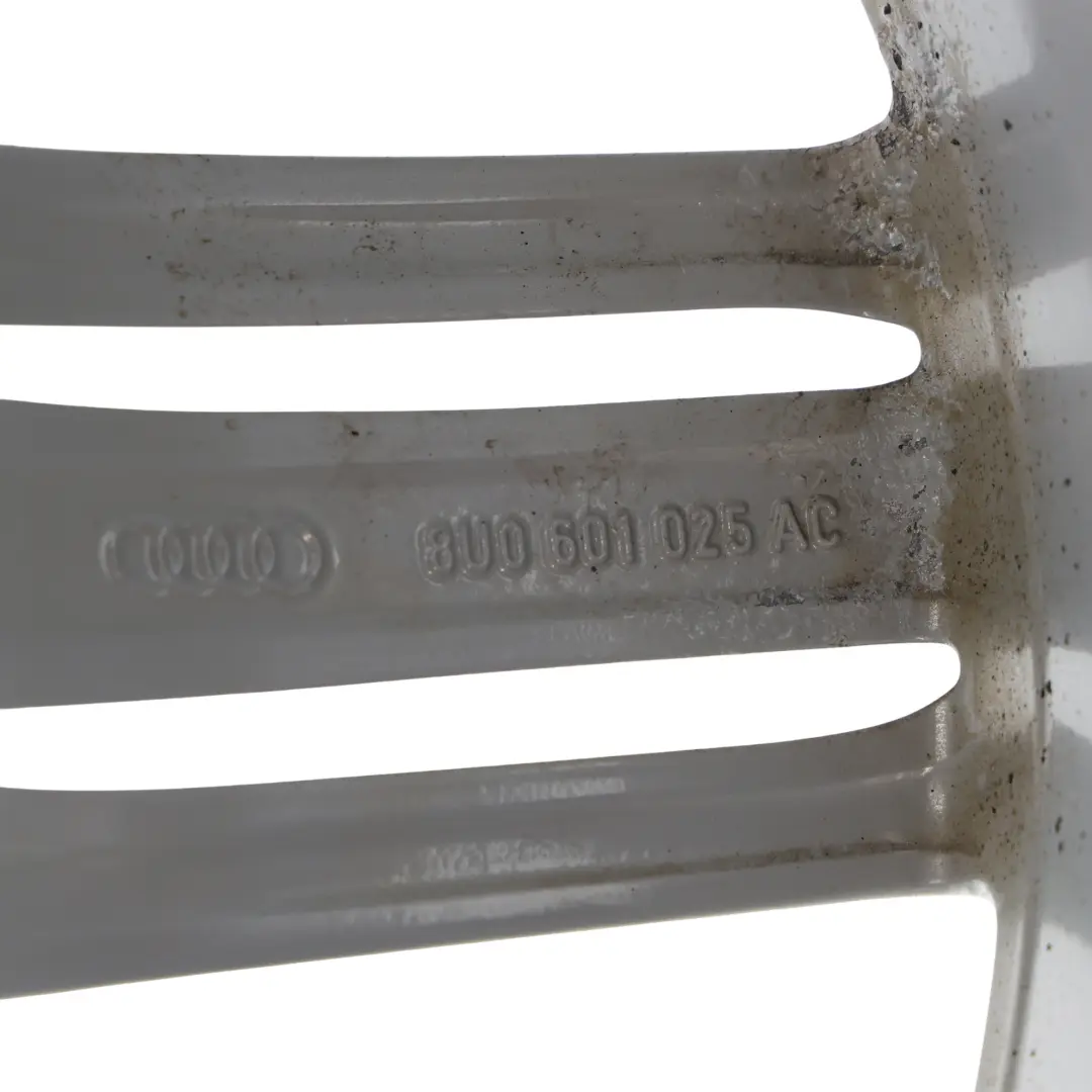 Llanta Aleación Plata 19" ET:36 8,5J para Audi Q3 8U con número de pieza 8U0601025AC Audi Q3 8U Llanta Aleación Plata 19" ET:36 8,5J - SKU 8U0601025AC-1 - Número de pieza 8U0601025AC