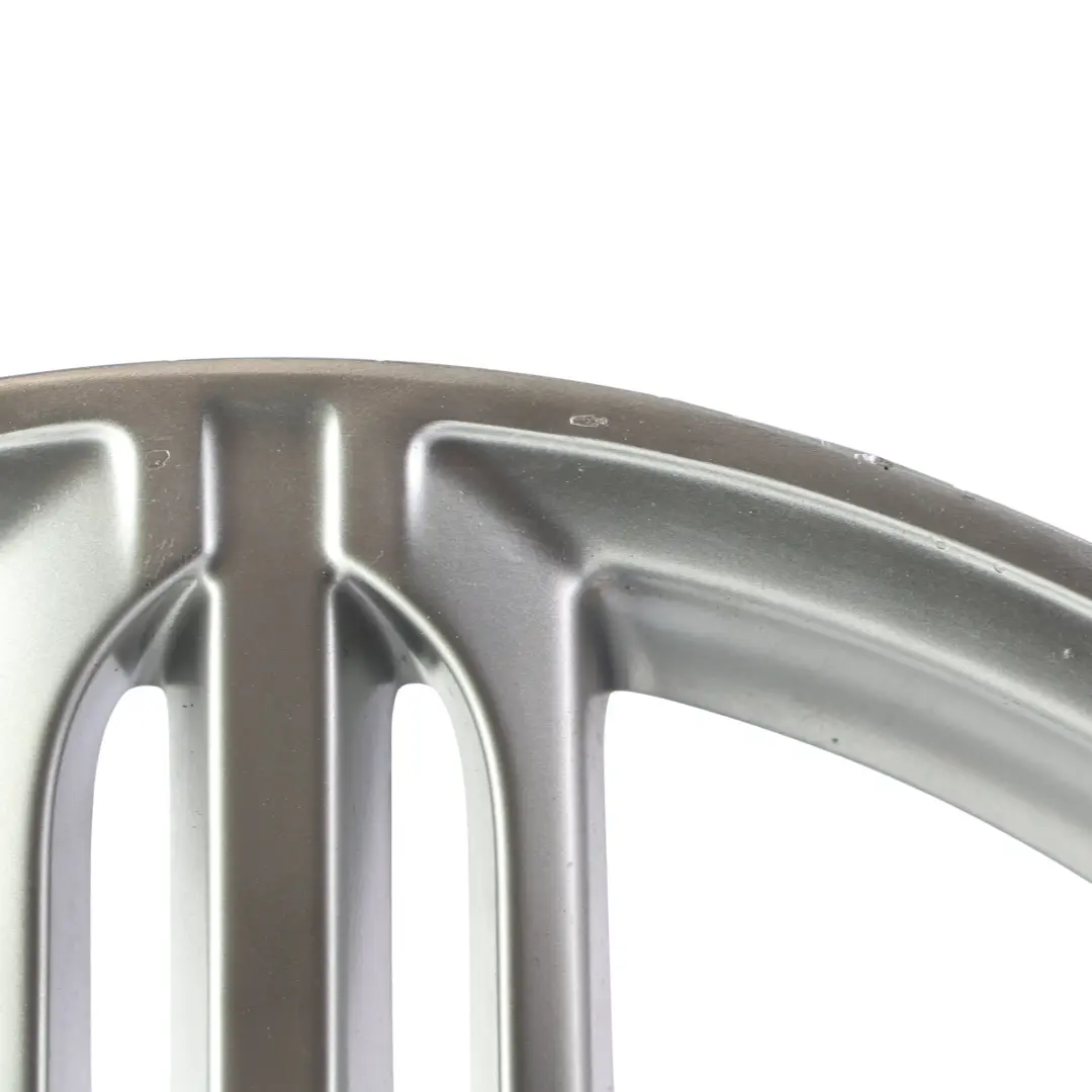 Jante En Alliage Argenté 19" ET:36 8,5J pour Audi Q3 8U à propos du numéro de pièce 8U0601025AC Audi Q3 8U Jante En Alliage Argenté 19" ET:36 8,5J - SKU 8U0601025AC-1 - Numéro de pièce 8U0601025AC