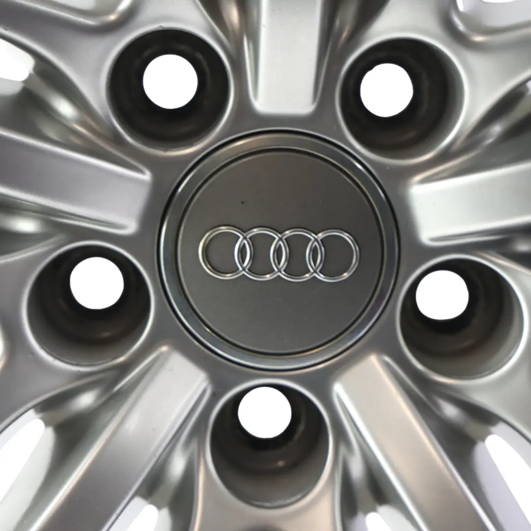 Llanta De Aleación Plata 19" ET:36 8,5J para Audi Q3 8U con número de pieza 8U0601025AC Audi Q3 8U Llanta De Aleación Plata 19" ET:36 8,5J - SKU 8U0601025AC-2 - Número de pieza 8U0601025AC