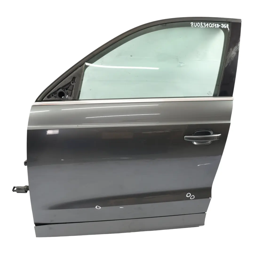 Audi Q3 8U Türverkleidung Vorne Links Daytona Grau Perleffekt Z7S - SKU 8U0831051B-DGR - Teilenummer 8U0831051B