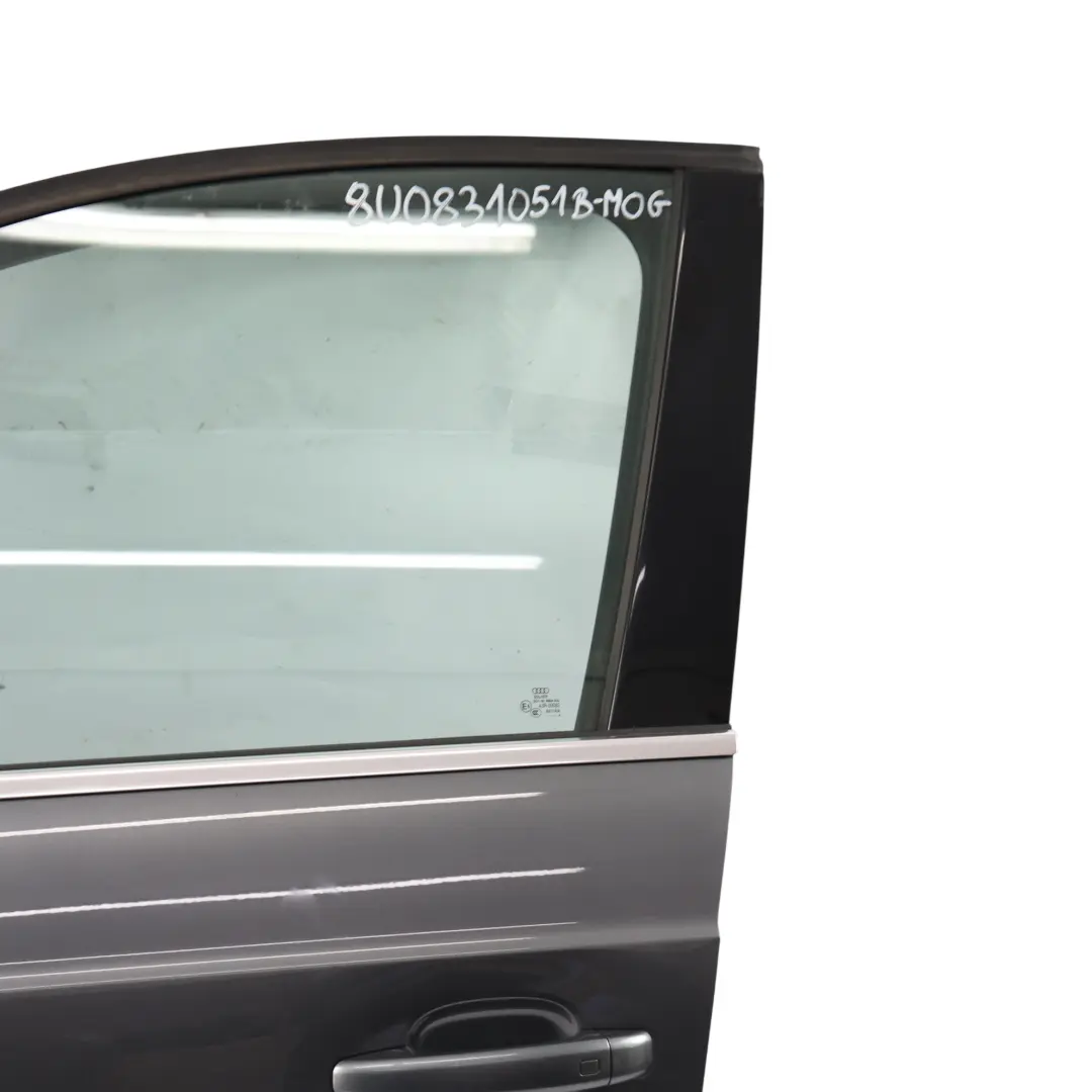 Audi Q3 8U Panel Cobertura Puerta Delantera Izquierda Gris Monzón X7R - SKU 8U0831051B-MOG - Número de pieza 8U0831051B