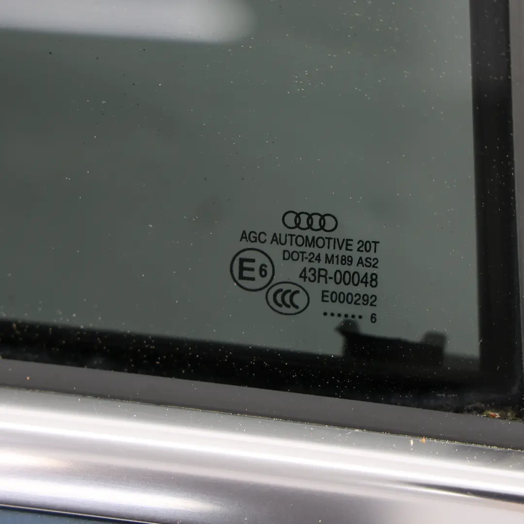 Porta Posteriore Destra Rivestimento Blu Utopia Metallizzato X5L per Audi Q3 8U con numero di parte 8U0833052B Audi Q3 8U Porta Posteriore Destra Rivestimento Blu Utopia Metallizzato X5L - SKU 8U0833052B-UBL - Numero di parte 8U0833052B