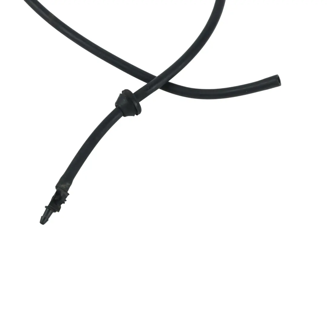 C394 Tuyau Lave-Glace Pare-Brise pour Ford Kuga à propos du numéro de pièce 8V41-17K605-AD Ford Kuga C394 Tuyau Lave-Glace Pare-Brise - SKU 8V41-17K605-AD - Numéro de pièce 8V41-17K605-AD