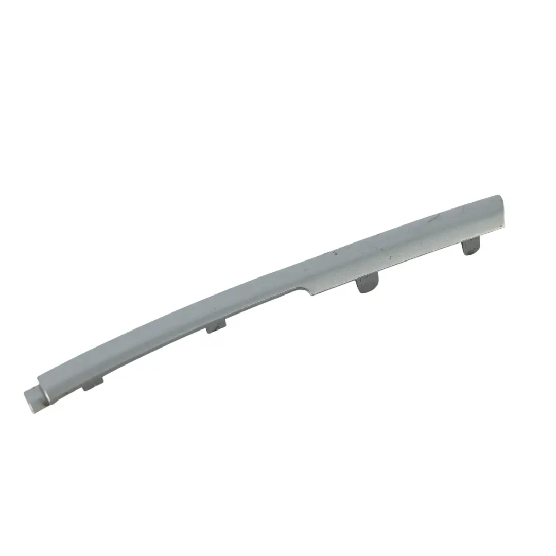 C394 Griglia Paraurti Anteriore Inferiore Sinistra per Ford Kuga con numero di parte 8V41-8C436-BA Ford Kuga C394 Griglia Paraurti Anteriore Inferiore Sinistra - SKU 8V41-8C436-BA - Numero di parte 8V41-8C436-BA
